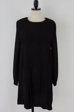 Charming Korean Style Pleated Dress with Small Round Neck for Effortless, Cost-Effective Fashion