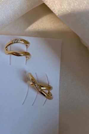 Chic Asymmetrical Ear Clips for Women, Korean Style, No Ear Holes, High-End 2025 Fashion Earrings for Influencers