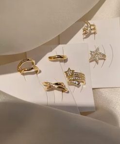 Chic Asymmetrical Ear Clips for Women, Korean Style, No Ear Holes, High-End 2025 Fashion Earrings for Influencers