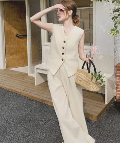 Chic Beige Three-Piece Suit Set with Vest and Wide-Leg Pants for Summer OOTD - Elegant and Age-Reducing Style