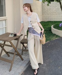 Chic Beige Three-Piece Suit Set with Vest and Wide-Leg Pants for Summer OOTD - Elegant and Age-Reducing Style