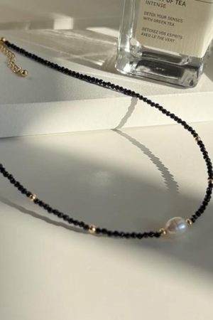 Chic Black Crystal Small Square Sugar Freshwater Pearl Diamond Ball Choker Necklace - High-End Korean Style Clavicle Chain
