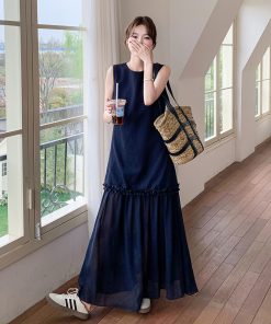 Chic Dark Blue Sleeveless Dress for May Day Travel - Elegant and Stylish Design, Perfect for Summer Outings