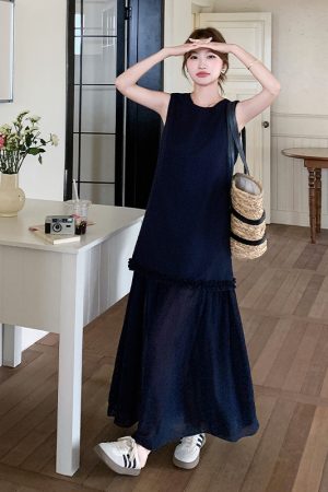Chic Dark Blue Sleeveless Dress for May Day Travel - Elegant and Stylish Design, Perfect for Summer Outings
