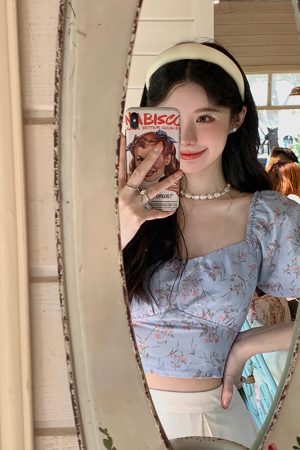 Chic French-Style Blue Floral Shirt with Square Collar and Bow Tie for Women - Sweet & Spicy Short Summer Top