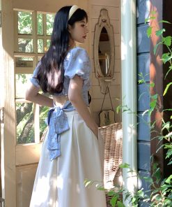 Chic French-Style Blue Floral Shirt with Square Collar and Bow Tie for Women - Sweet & Spicy Short Summer Top