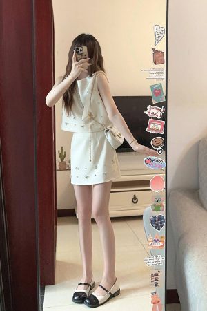 Chic French Style Sleeveless Dress Set for Women, Bow Detail Top & Half-Length Skirt, Elegant Summer Fashion