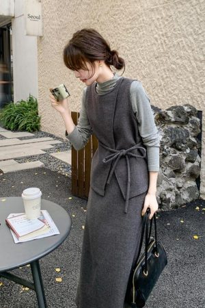 Chic Gray Woolen Vest and Skirt Set for Women - Korean Style, Elegant Three-Piece Outfit for Fall and Winter Fashion