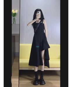 Chic Hepburn-Style Black Spaghetti Strap Dress for Women, Irregular Long Summer Dress with Waist-Cinching Design