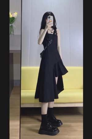 Chic Hepburn-Style Black Spaghetti Strap Dress for Women, Irregular Long Summer Dress with Waist-Cinching Design