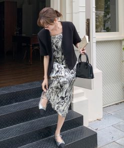 Chic High-End Short Sleeve Suit Dress Set with Printed Straps - Trendy Women's Fashion for Elegant Occasions