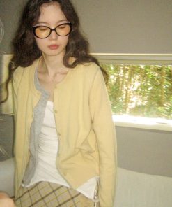 Chic Intellectual Fake Two-Piece Pure Wool Knitted Cardigan Top for a 90s Inspired Look