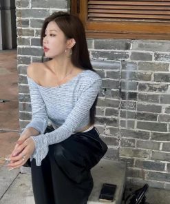 Chic Off-Shoulder Long Sleeve T-Shirt with Diagonal Collar and Shimmer, Slim Fit Cropped Top for Autumn Fashion