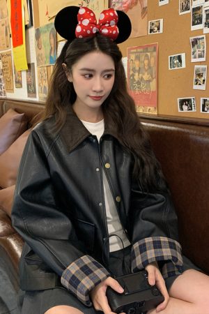 Chic Retro Black Leather Jacket for Women, Casual Spring Fashion, Loose Fit High-End Slimming Style