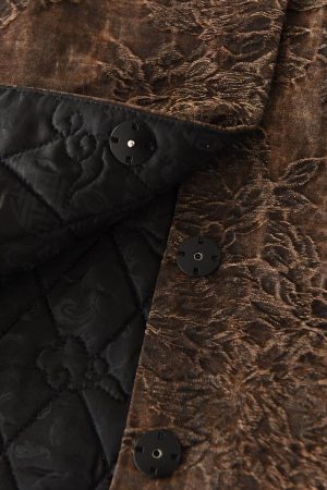 Chinese National Style Oversized Wool Vest with Jacquard Design - Warm Sleeveless Coat for Winter - Elegant Round Neck Fashion