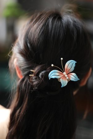 Chinese-Style Butterfly Flower Hairpin, Cheongsam Accessory for Girls, Ancient Style Side Bun Clip, Fairy Aesthetic Hair Jewelry