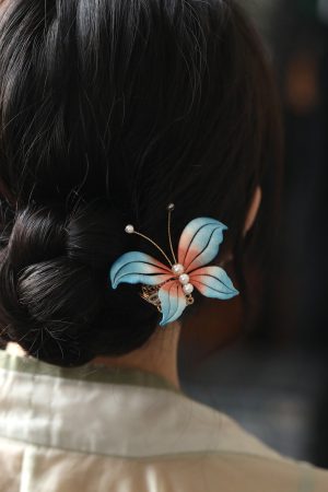 Chinese-Style Butterfly Flower Hairpin, Cheongsam Accessory for Girls, Ancient Style Side Bun Clip, Fairy Aesthetic Hair Jewelry