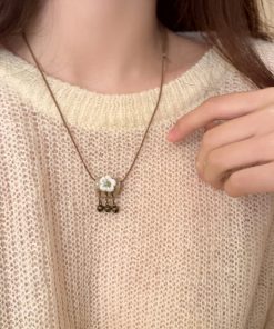 Chinese-Style Ethnic Butterfly Pendant Necklace, Retro Light Luxury Clavicle Chain, 2025 Niche Accessory for Trendy Fashion