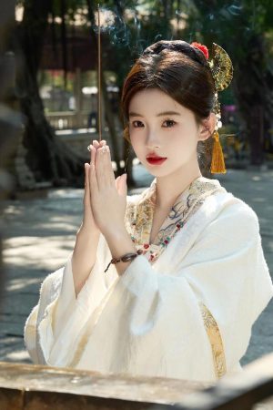 Chinese Style Fan Tassel Hairpin - Retro National Design Updo Accessory for Brides & Hanfu Qipao Fashion