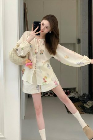 Chinese-Style Floral Long Sleeve Sun Protection Shirt and Shorts Two-Piece Set for Women - Loose High-End Summer Outfit