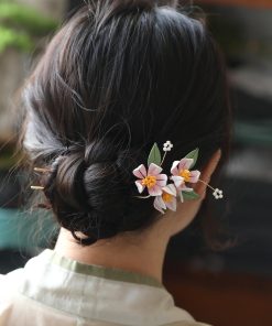 Chinese-Style Floral Winding Hairpin, U-Shaped Hanfu Accessory for Qipao, Daily Updo, Vintage Pink Hair Ornament
