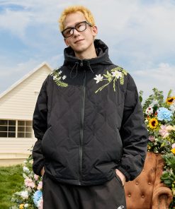 Chinese-Style Floral Wreath Gourd Quilted Lightweight Down Jacket Coat with Over-the-Shoulder Design