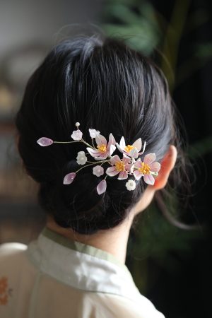 Chinese Style Flower-Wrapped Hairpin Headdress for Hanfu Qipao - Ancient Design Daily Updo Hair Clip Ornament in Pink
