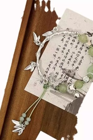 Chinese-Style Green Bamboo Butterfly Bead Bracelet for Girls - Vintage High-End Accessory 2025