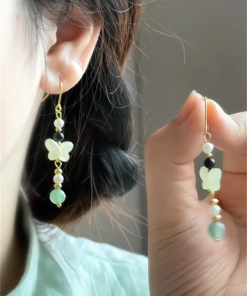 Chinese Style Green Butterfly Ear Hooks - Hanfu-Inspired Imitation Pearl Earrings for Ancient Wind Temperament
