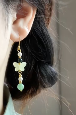 Chinese Style Green Butterfly Ear Hooks - Hanfu-Inspired Imitation Pearl Earrings for Ancient Wind Temperament
