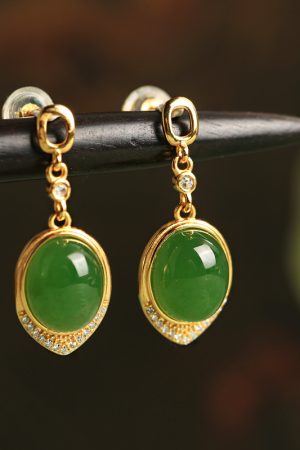 Chinese Style Hetian Jade Green Water Drop Earrings - 18K Gold-Plated Silver Luxury Drop Earrings for Women