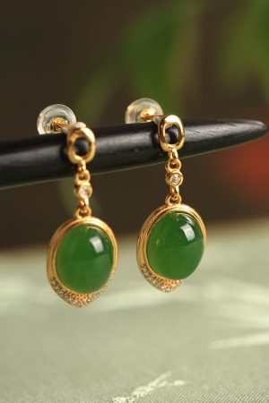 Chinese Style Hetian Jade Green Water Drop Earrings - 18K Gold-Plated Silver Luxury Drop Earrings for Women