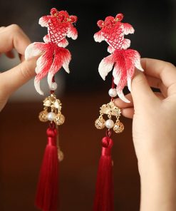 Chinese Style Koi Girl Hair Clip with Tassels - Red Embroidery Ancient Hanfu Side Clip for Kids, Perfect for New Year Celebrations
