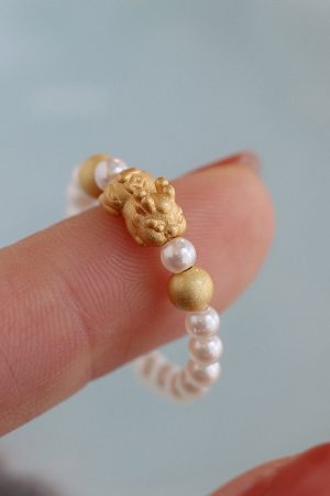 Chinese Style Matte Gold Pixiu Pearl Ring for Women - Wealth-Attracting Mythical Beast Jewelry, 2025 National Trend