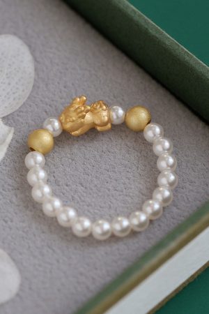 Chinese Style Matte Gold Pixiu Pearl Ring for Women - Wealth-Attracting Mythical Beast Jewelry, 2025 National Trend