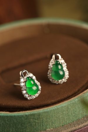 Chinese Style Natural Jade Gourd Earrings for Women - Pure Silver, Yang Green Gemstone Accessories, National Wind Design