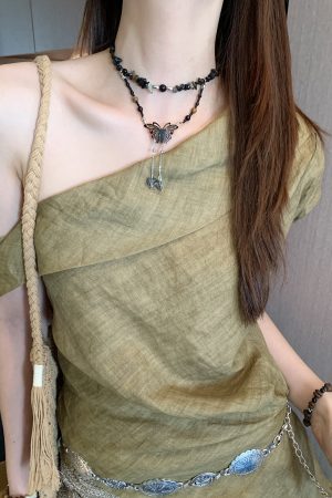 Chinese-Style Retro Butterfly Pendant Necklace for Women, Bohemian Layered Clavicle Chain, Ethnic Neck Accessory