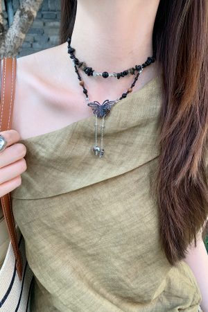 Chinese-Style Retro Butterfly Pendant Necklace for Women, Bohemian Layered Clavicle Chain, Ethnic Neck Accessory