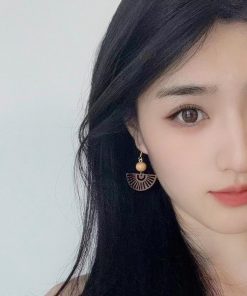 Chinese-Style Retro Hollow Fan Earrings for Women, Handmade Wooden Ethnic Accessories with Hooks, Niche Fashion Statement Jewelry