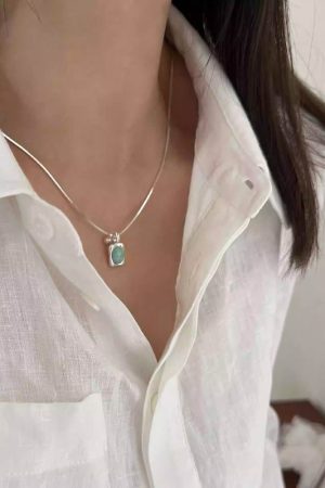 Chinese-Style Retro Tianhe Stone Bead Necklace with Snake Bone Chain Pendant - Trendy 2025 Fashion Accessory