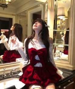 Christmas Lace Camisole Dress for Women - Waist-Cinching Princess Style, Short Skirt for Autumn and Winter Fashion