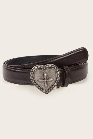 City Fashion Aesthetic, Light Jeans Outfit Winter - Goth Heart & Cross Belt