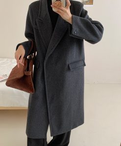 Classic Fit Woolen Overcoat for Women - High-End Winter Coat, Petite Size, Elegant Design, Perfect for Chic Layering