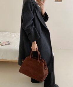 Classic Fit Woolen Overcoat for Women - High-End Winter Coat, Petite Size, Elegant Design, Perfect for Chic Layering