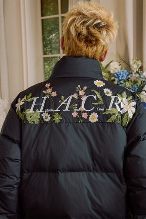 Classic Spliced Floral Typography Embroidered Color-Blocked Hacr Cotton T-Shirt - Trendy 90s Inspired Streetwear Fashion