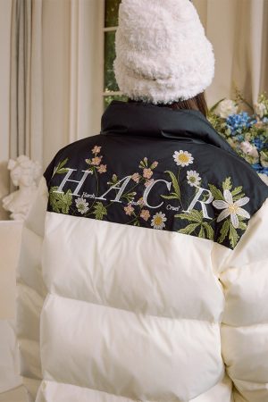 Classic Spliced Floral Typography Embroidered Color-Blocked Hacr Cotton T-Shirt - Trendy 90s Inspired Streetwear Fashion