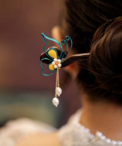 Classical Chinese Style Butterfly Hairpin with Step-Shake Tassel for Women, Wooden Qipao Hairpin for Bun, Black Sandalwood