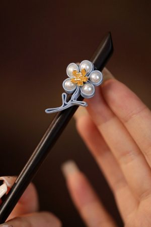 Classical Chinese Style Butterfly Hairpin with Step-Shake Tassel for Women, Wooden Qipao Hairpin for Bun, Black Sandalwood