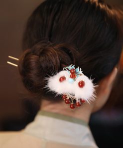 Classical Chinese Style U-Shaped Hairpin - Festive Fluffy Cute Lion Design Hair Accessory for Children