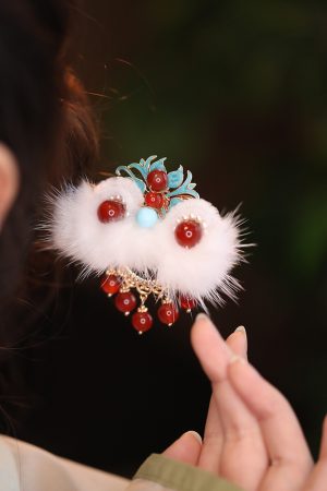 Classical Chinese Style U-Shaped Hairpin - Festive Fluffy Cute Lion Design Hair Accessory for Children